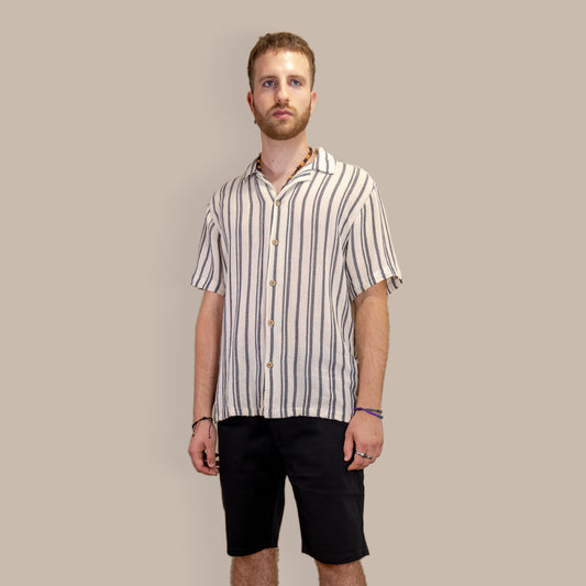 Bermuda Gabardina Negro